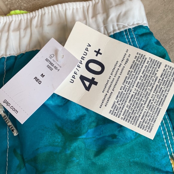 Gap kids boys swim trunks size medium (8) - Picture 2 of 4